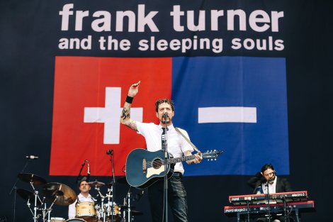 Joshua-Halling-Frank-Turner-And-The-Sleeping-Souls-893076be-6ba9-11e6-9d8b-e2fa661e35e8-Web